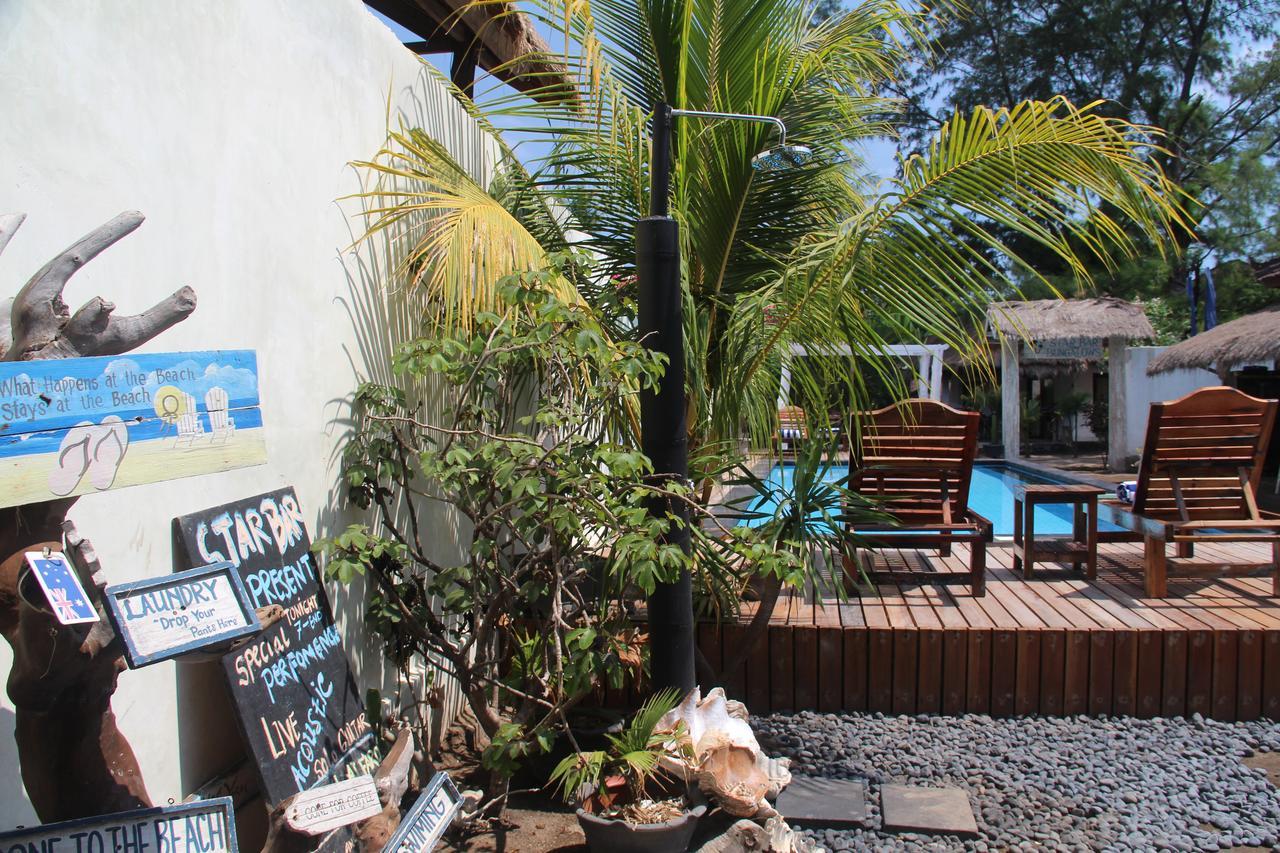 Star Bar And Bungalows Gili Air Exterior foto